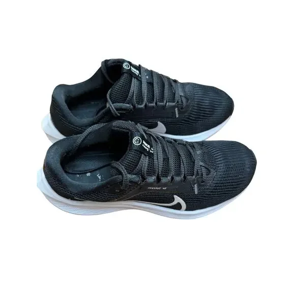 Nike Air Zoom Pegasus 40 Running Shoes Black White Women's 7.5 GUC - Picture 2 of 8
